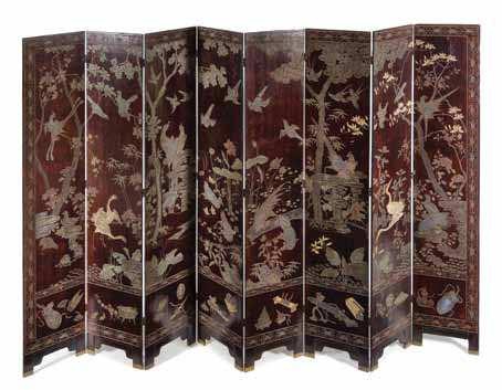 $5,000-7,000 426 a Large chinese Polychrome Painted red Lacquered Floor Screen 19tH CEntUrY painted to the front depicting a battle scene, enclosed by panels showing landscapes and lowering plants.