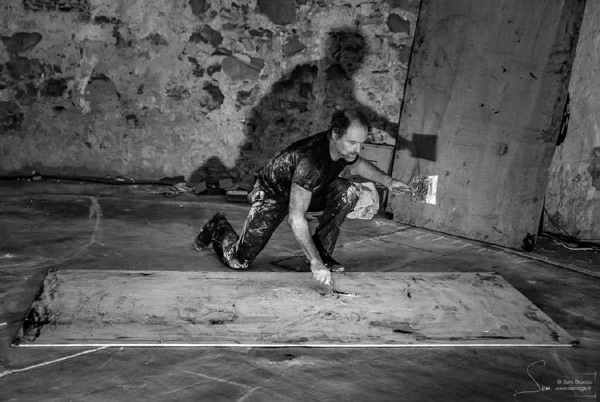 Team and Partners Choreography and Dance Jean-Antoine Bigot With the complicity of Anne Le Batard Live Music Pascal Ferrari Production Ex Nihilo / Ex Nihilo is subsidised by the Ministry of Culture