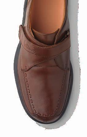 Bark 6221 Frank 1 With fine-detailed stitching and highpolished leather, the Frank is a dress shoe that compliments