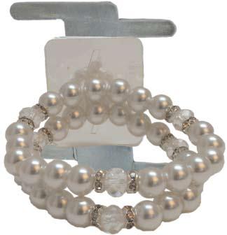 Heart Pearl Wristlet With
