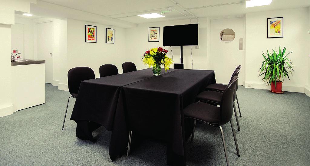BOARDROOM Book this compact, naturally lit space for smaller meetings, interviews or as an additional breakout