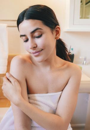 Try this out right after your shower or if you have a few extra minutes in the morning! Step 2 Apply an even layer over your face and neck and leave it on for 10-15 minutes.