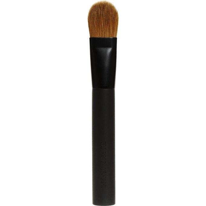 Foundation brush synthetic, round and flat for applying foundation.