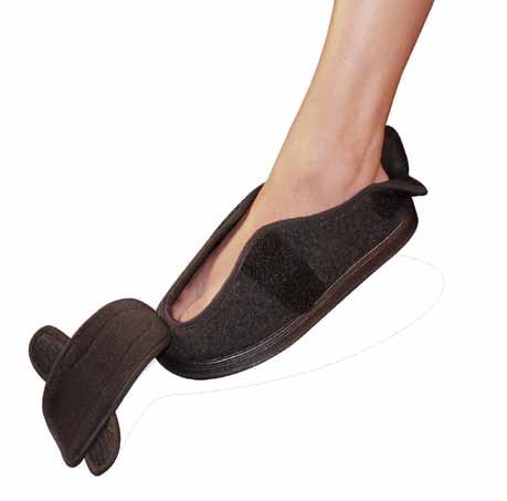 Features: Wide adjustable closure strap for a personalized and generously wide fit Upper: 70% wool blend for temperature stability with a full anti-bacterial nylex lining Insole: Removable