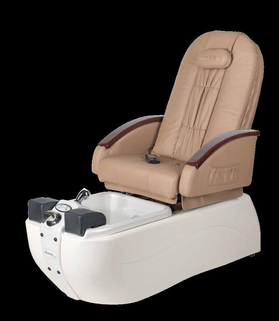 Intuitively placed controls and independently adjustable leg rests provide technician Convenient flip up arm rests allow for space