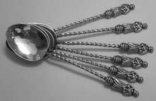 Set of 6 Victorian silver Apostle pattern teaspoons,