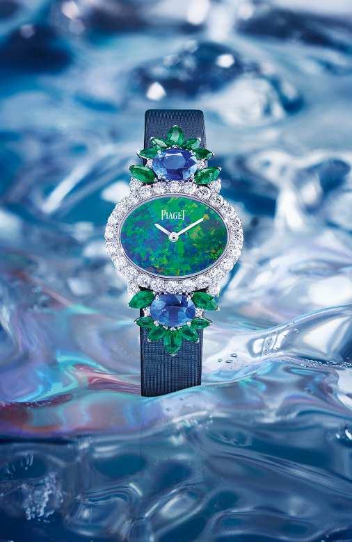 05 ct) Unique creation G0A43216 Ambiance picture G0A43216 Green Borealis Watch Piaget Altiplano watch - 38 mm Case in 18K white gold set with 78 brilliant-cut