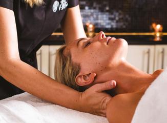 Incorporating products especially chosen for their soothing properties, alongside sleep inducing cultural massage and meditation techniques, this wellbeingfocused treatment induces instant