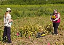 penetrating radar and total station operation), geochemical soil analysis (phosphate survey) and more systematic shovel test