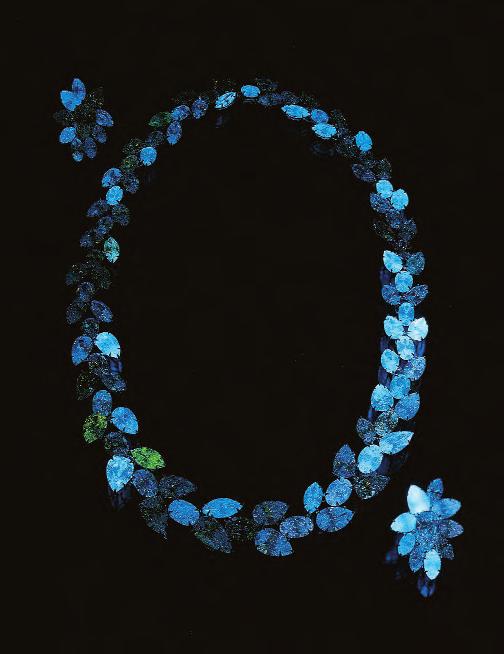 Quite often, diamonds in a range of fluorescent strengths and colors are placed next to inert diamonds, yet the piece maintains a uniform overall appearance under normal lighting conditions.