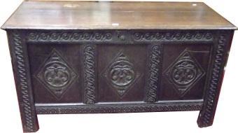 four drawers with drop handles, on bracket feet 50-100 224 Victorian cast iron fireplace with scalloped chimney 50-70 225 Edwardian