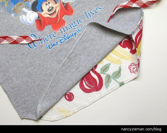 When presenting these aprons as gifts, consider rolling them up and