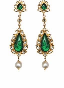 This IIJS, Exquisite unveils a line of double-drop earrings called the