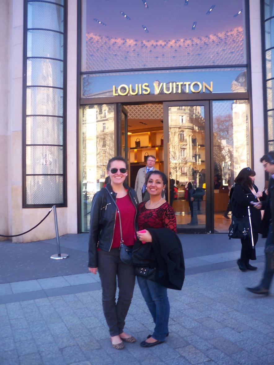 The Competitor à Louis Vuitton Ø Sector: Luxury Retail Ø Named World s Most Valuable Luxury Brand for 2006-2012 Ø Famous for its trunks and leather goods Ø 1854: Founded by Louis Vuitton Ø 1913: