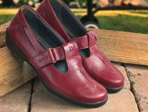 Comfort Casual Shoes Cherry Jane 69 Traditional Flair A wonderfully classic design, with simple lines, and attractive detailing.
