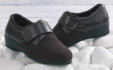 Extra Wide Casual Shoes Walford Versatility for feet When nothing else comes close, you will find the accommodating nature of this style an answer to all your fitting problems!