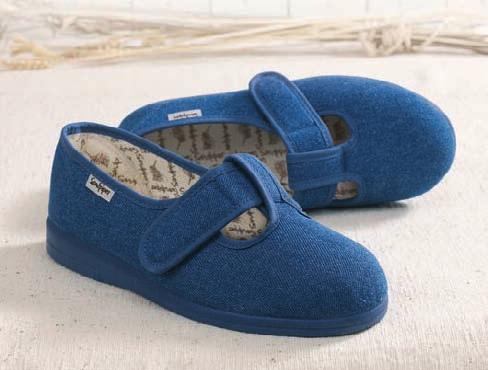 Extra Wide Lightweight Shoes Tracy Light and airy A smart looking, lightweight summer shoe with cool cotton uppers and full underfoot support. A great style, summer or winter, indoors or out.