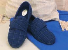 Touch fastening strap Extra wide opening Soft, washable trilobal upper Sanitised protection Velour lining Underfoot support Cushioned, non-slip outdoor sole Flexible construction Deep toe box