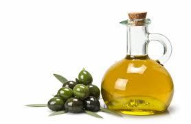 olive oil) may appear to kill lice at