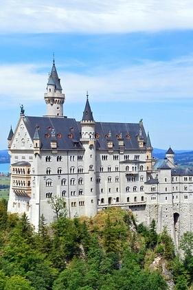 Oktoberfest The Land of Castles