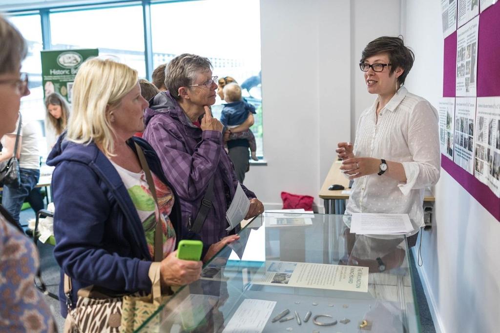 Bicester, Faringdon and Watlington Roadshows Throughout 2017, The Ashmolean Museum and The Oxfordshire Museum worked collaboratively to offer three Roadshow events to local communities throughout