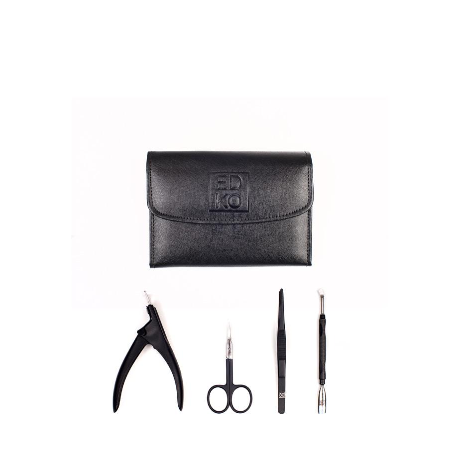 PROFESSIONAL EDKO POCKET TOOLS OF THE WORLD CHAMPIONS EDKO ACCESORIES TOOLS Absolutely stainless tools made of surgical steel with handmade refinement and made resistant with heat treatment.