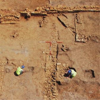 Medieval Trackway on land at Ivy Farm Royston, Hertfordshire Excavation Report E x cav atio n R e p o r t