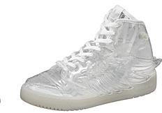 JS WINGS G43776 / Jeremy Scott The cool thing about Jeremy Scott s adidas ObyO JS Wings is that