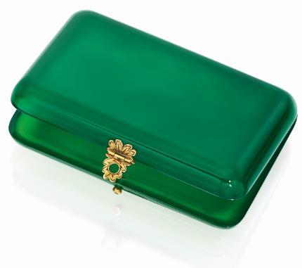 Lot 65 OTHER REFINED PIECES Pair of Emerald and Diamond Cufflinks; and Green Agate Box, Circa 1920 Estimate:HK$ 85,000-120,000/US$ 11,000-15,400 Apart from investment-grade masterpieces, the upcoming