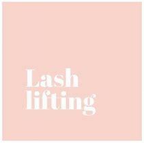 Lash lift: Lashes are lifted from the root using a unique silicone curler to create a visible effect of length and volume of the lash.