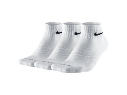 Nike 3 pack Dri-Fit quarter socks Dri-Fit kangas / DRI-FIT fabric Tugevdatud kanna ning varbaosa / Reinforced heel and toe Kaarjas toetuspind / Arch support Pehme