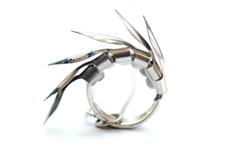 THE JEWELLERY DESIGNER TWO Andreea Bogdan - Scription For my current collection, Scription, I drew inspiration from objects