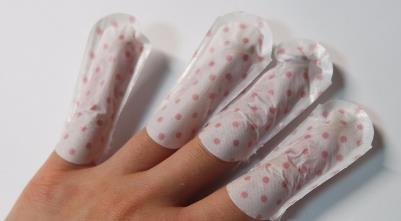 Body care products - Nail mask pack Moisture&Nourish Fingernail Mask offers special care for nails.