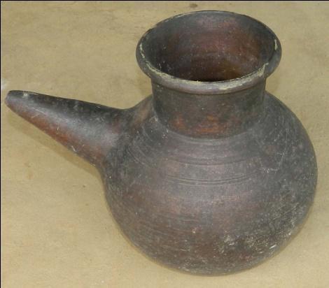 f Chaduk Pottery type: Spouted pot Local