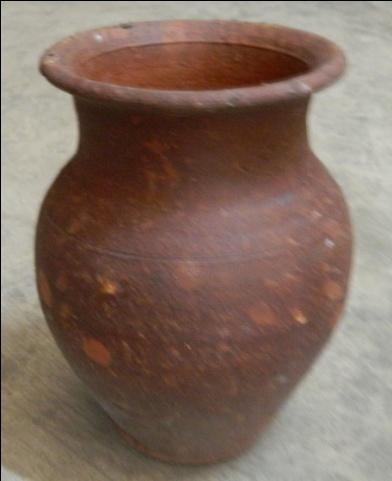 Utility: Used to prepare curd Pottery type: Pot Local name: