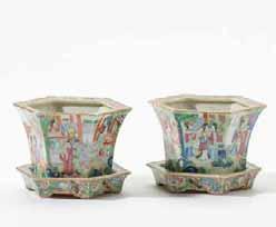 136 139 A Chinese grisaille and gilt decorated landscape cup and saucer Qianlong period (1736-1795) Diam. 11.