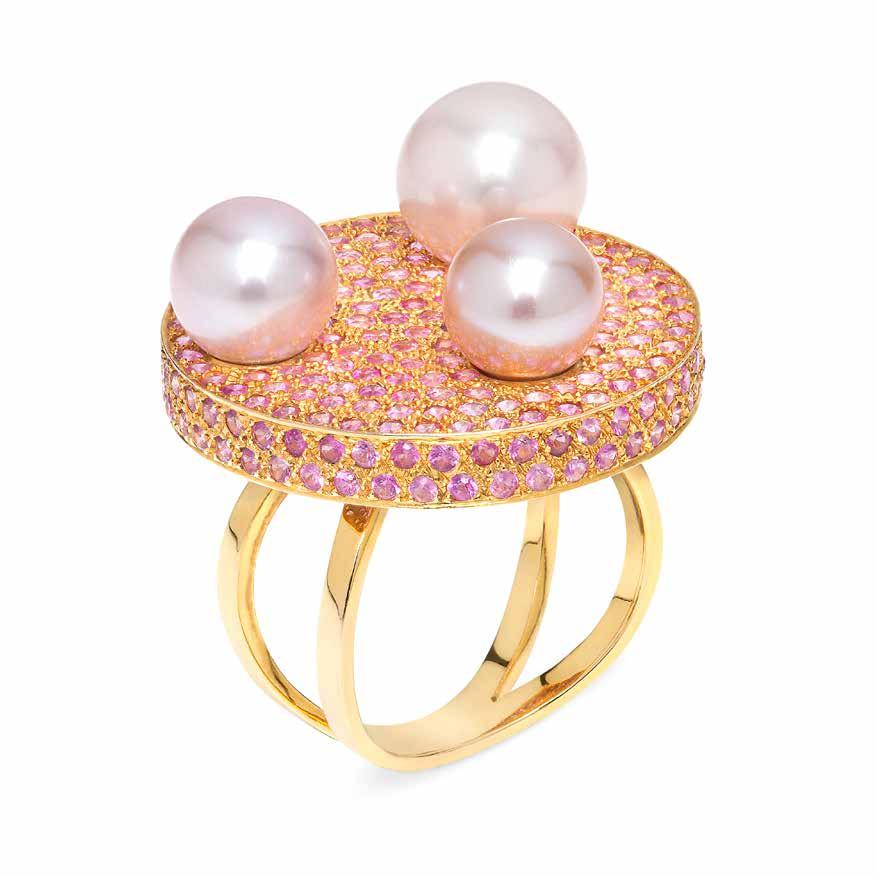 September 2018 Notes on an Obsession Saengduan Disc Ring in 18K gold set with pink sapphires and 3 fancy coloured pearls. POA.