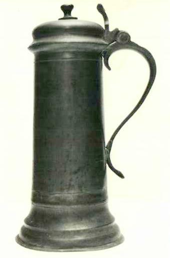 Item 524 James I lidded flagon, height 10 5/8 inches to lip, 13 3/8 overall.