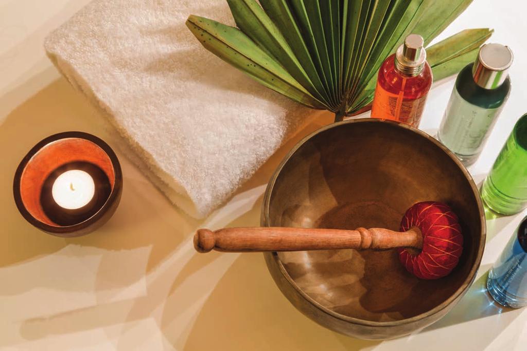 MASSAGES CINQ MONDES NORTH AFRICAN MASSAGE This massage, inspired by North African traditions, works on the entire body using delicately perfumed warming Argan oil with sesame.