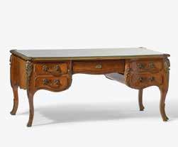 101 cm 213 A Dutch Rococo-style rosewood commode with marble top Late 19th/early 20th century Curved and with two small and three large drawers, with bronze mounts. H. 85 x W. 60 x D.