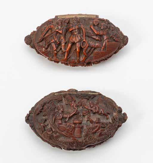 288 Two finely carved Dutch oval boxwood snuffboxes 17th century One depicting Het beleg van Leiden (siege of Leiden) the self-sacrifice of Pieter Adriaansz.