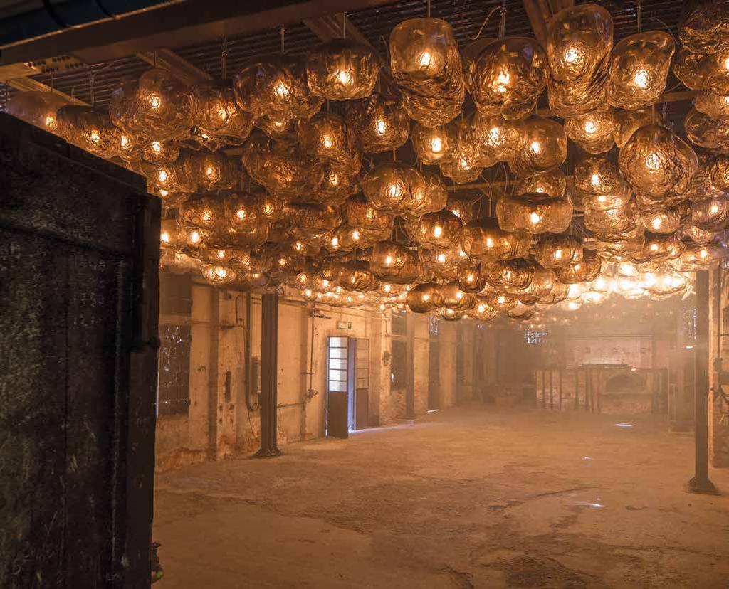 Loris Gréaud The Unplayed Notes Factory, 2017 glass, light bulbs, metal, from 30 to 60cm (diameter), each piece / variable dimensions (installation), performance 8 THE UNPLAYED NOTES FACTORY As a