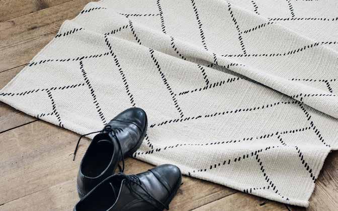 Finarte Finarte combines design and ecological material choices Finarte is a Finnish manufacturer of design rugs that is also known as a reformer of traditional rag rugs.