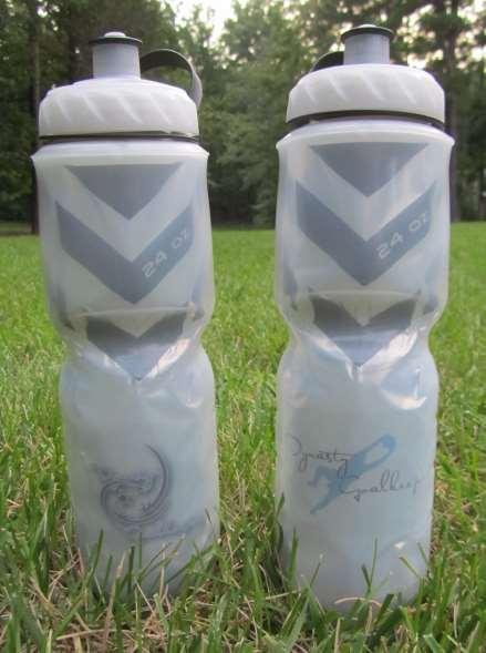 POLAR DYNASTY WATER BOTTLE - $15 POLAR Insulated 24 oz. Water Bottle Keeps water colder longer!