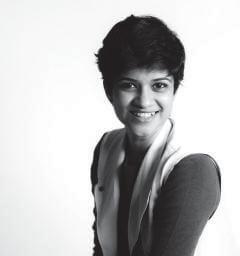 She is the founder of Ria Keburia Gallery which was featured in magazines such as Vogue Metal Magazine or Bazaar.