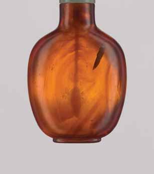 69 A TRANSPARENT AND PURE HONEY AMBER SNUFF BOTTLE Amber of intense honey-brown color, almost flawless and highly transparent, with only very few inclusions and some scattered crizzling, good patina