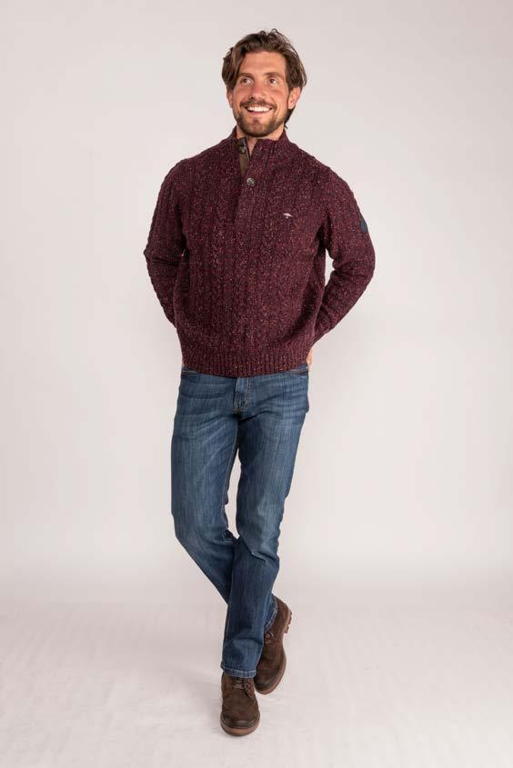 Knitwear With the AW2019 winter collection, FYNCH-HATTON is focusing on new looks: interesting knitted images on high-quality yarns, along with updates in detailing and design language.