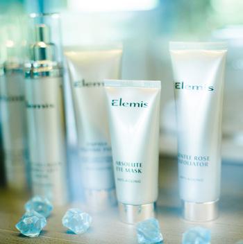 ELEMIS SUPERFOOD PRO-RADIANCE (60 Minutes) A nutritional boost rich in superfoods and essential minerals designed to pack stressed, dull skin with energising, detoxifying actives.
