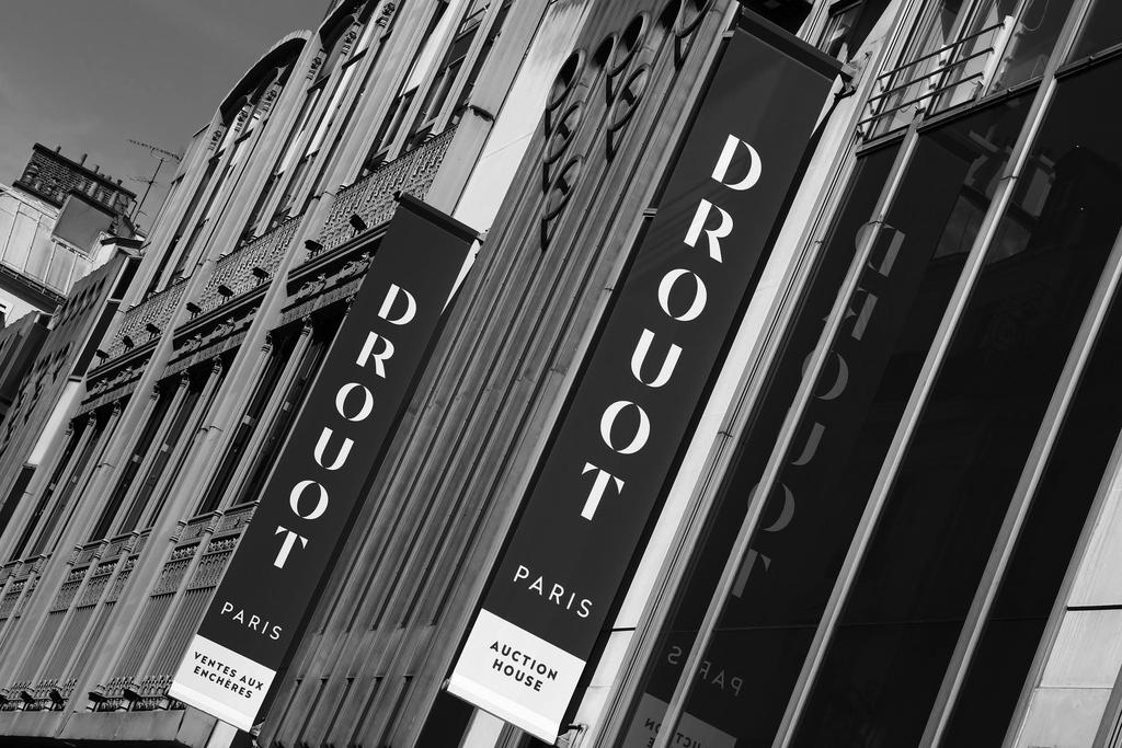 The first District 13 - International Art Fair... This event will be held at Drouot, an iconic institution of art history.