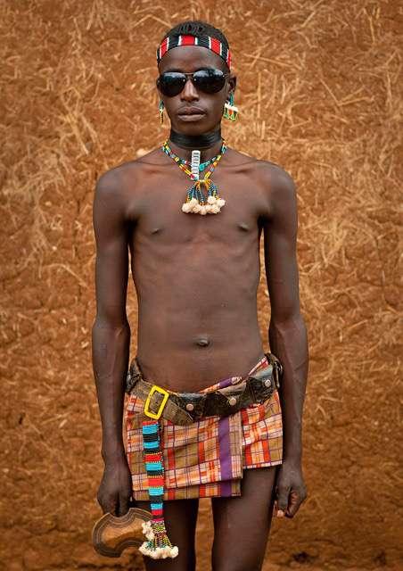 Sunglasses appeared in the markets of the Omo valley only a few years ago.